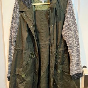 Torrid Green anorak jacket with knit sleeves and hood sz 3